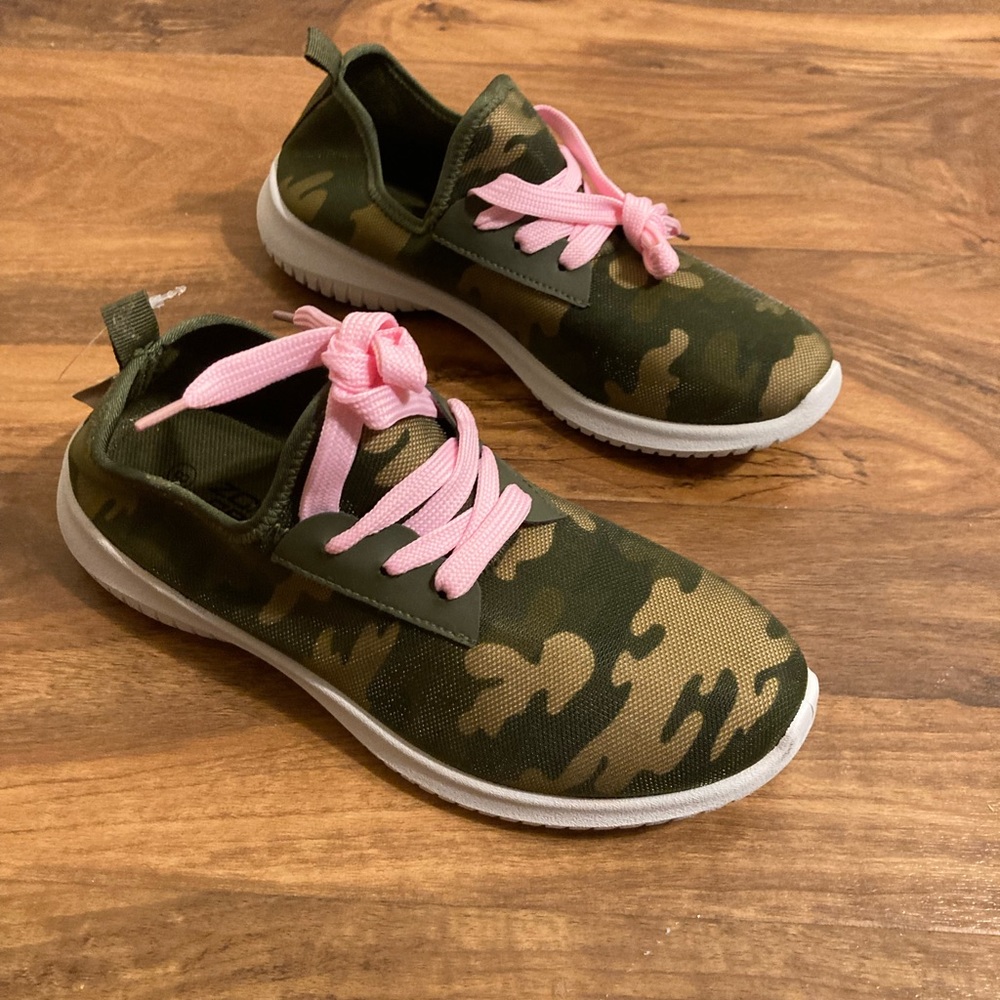 Zone Pro running shoes